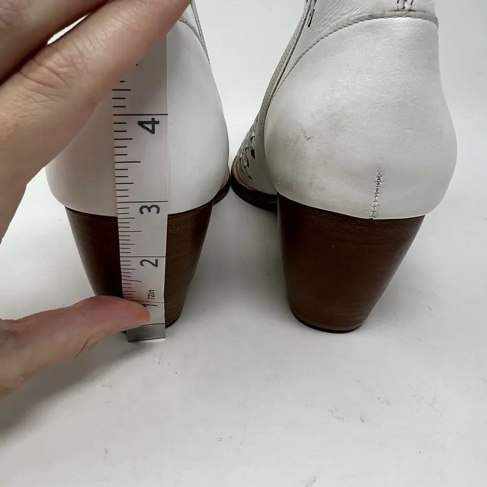 Matisse Bello‎ White Lattice Leather Lasercut Boots Size 8.5 Zip Ankle Booties
